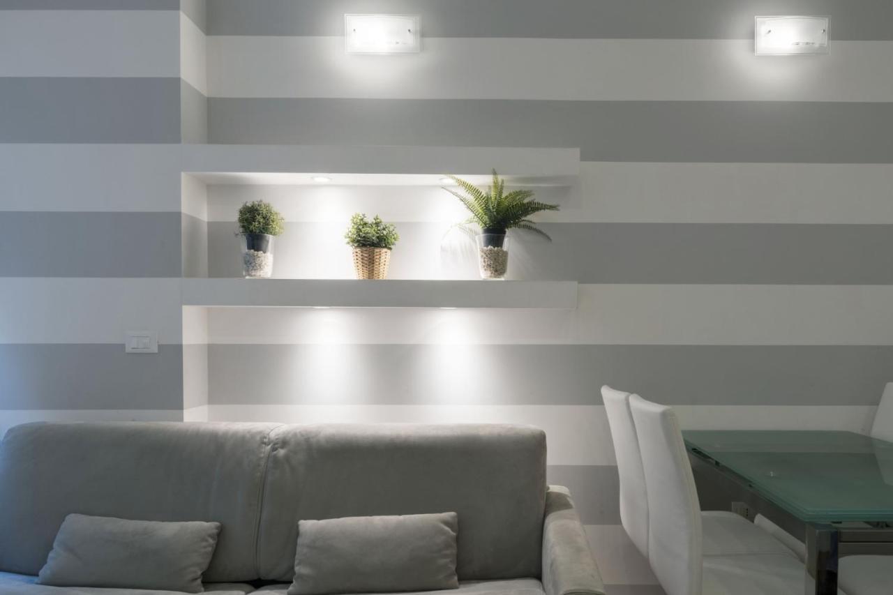 Easylife - San Babila - Elegante E Rifinito Bilocale Nel Cuore Della Citta Milano Eksteriør bilde