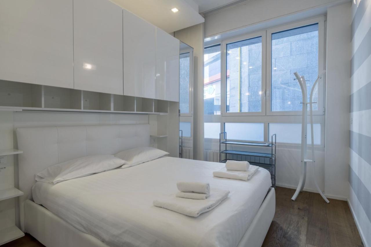 Easylife - San Babila - Elegante E Rifinito Bilocale Nel Cuore Della Citta Milano Eksteriør bilde